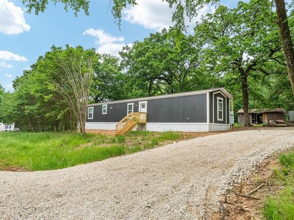 125 Neches Drive, Mabank, TX 75156