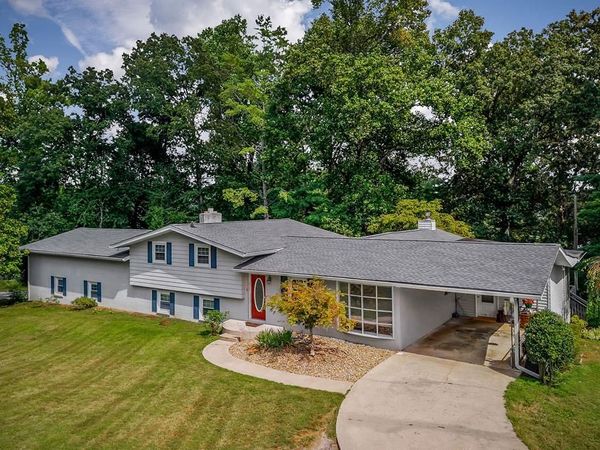 403 Woodland St, Livingston, TN 38570