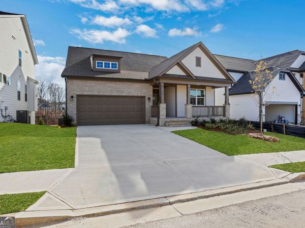 172 Candlewood Lane, Hoschton, GA 30548