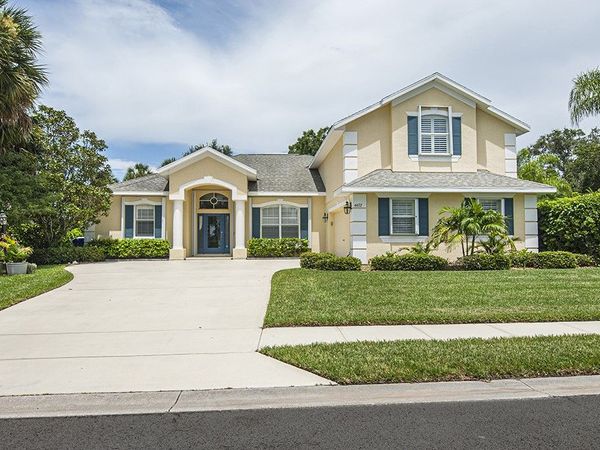 4472 5th Place SW, Vero Beach, FL 32968