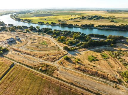 6th, Isleton, CA 95641 Photo