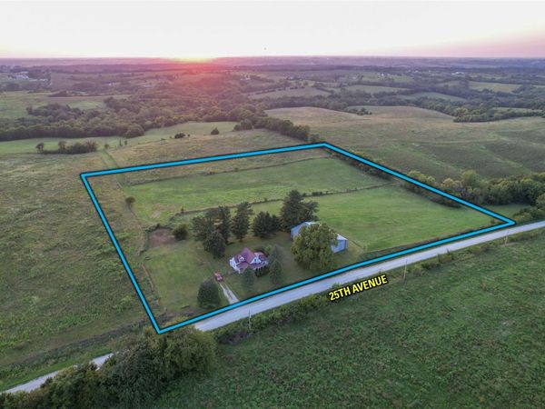 23852 25 Avenue, New Virginia, IA 50210