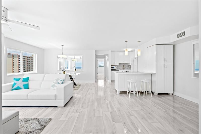 300 Oregon Street, Unit 501, Hollywood, FL 33019 Photo