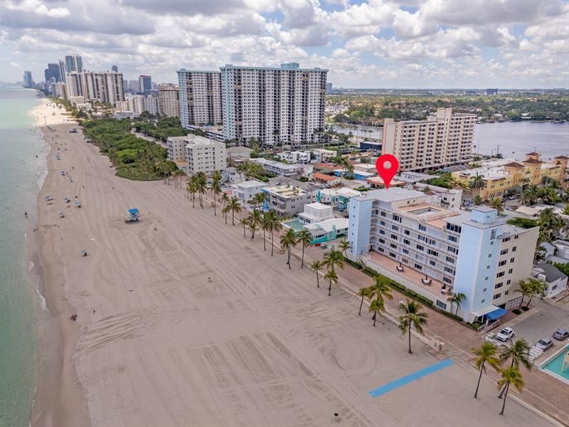 300 Oregon Street, Unit 501, Hollywood, FL 33019 Photo