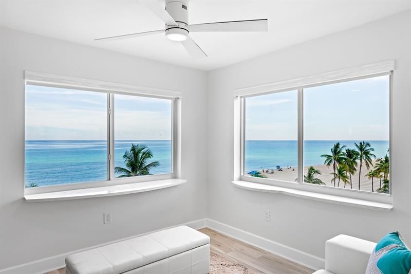 300 Oregon Street, Unit 501, Hollywood, FL 33019 Photo