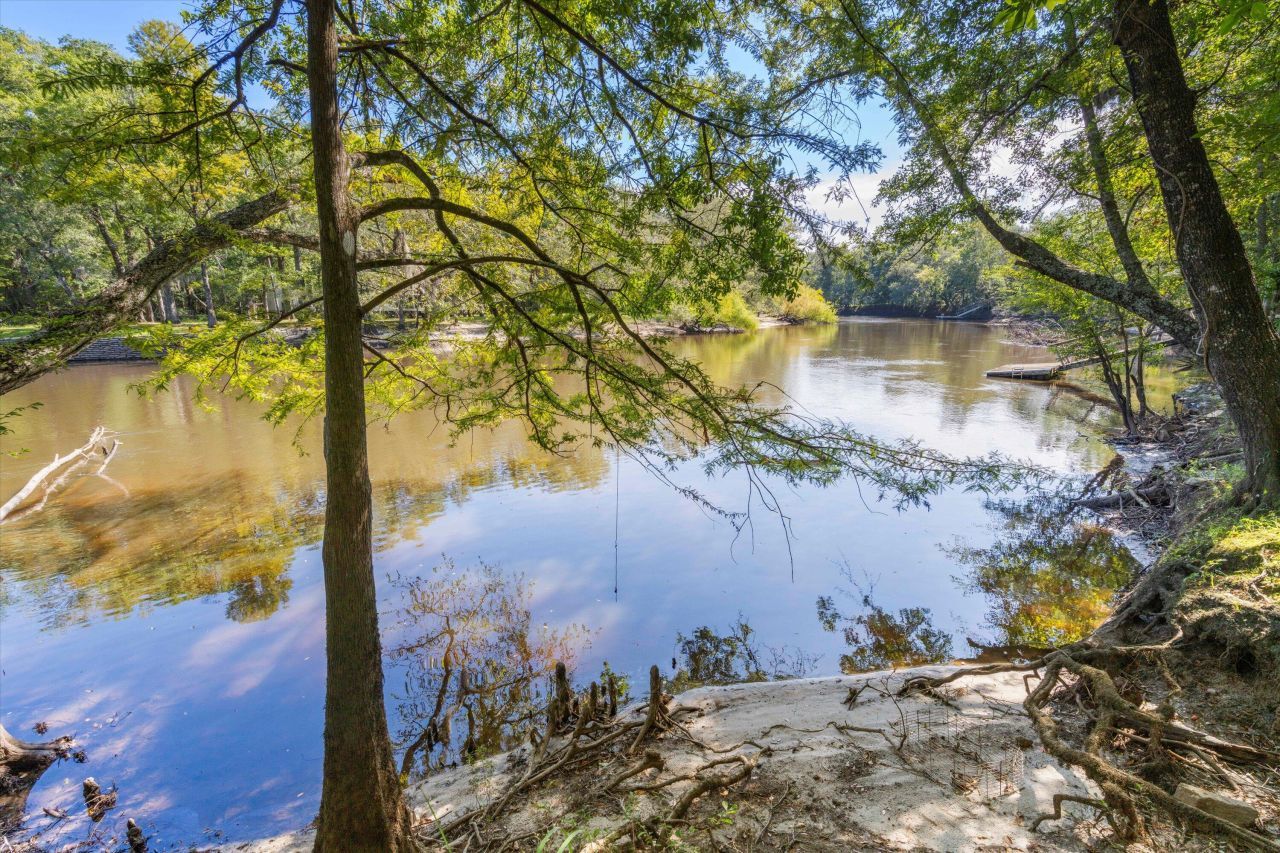 139 Badger Lane Photo 14