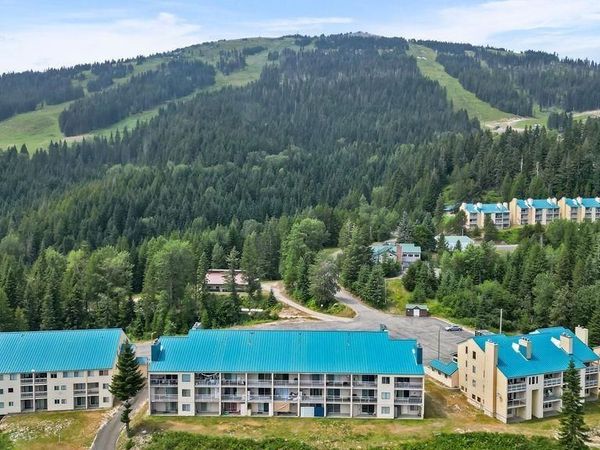 28600 N Mt Spokane Park Dr, Mead, WA 99021