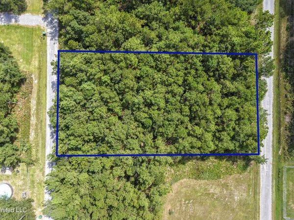 Beverly Street, Bay Saint Louis, MS 39520