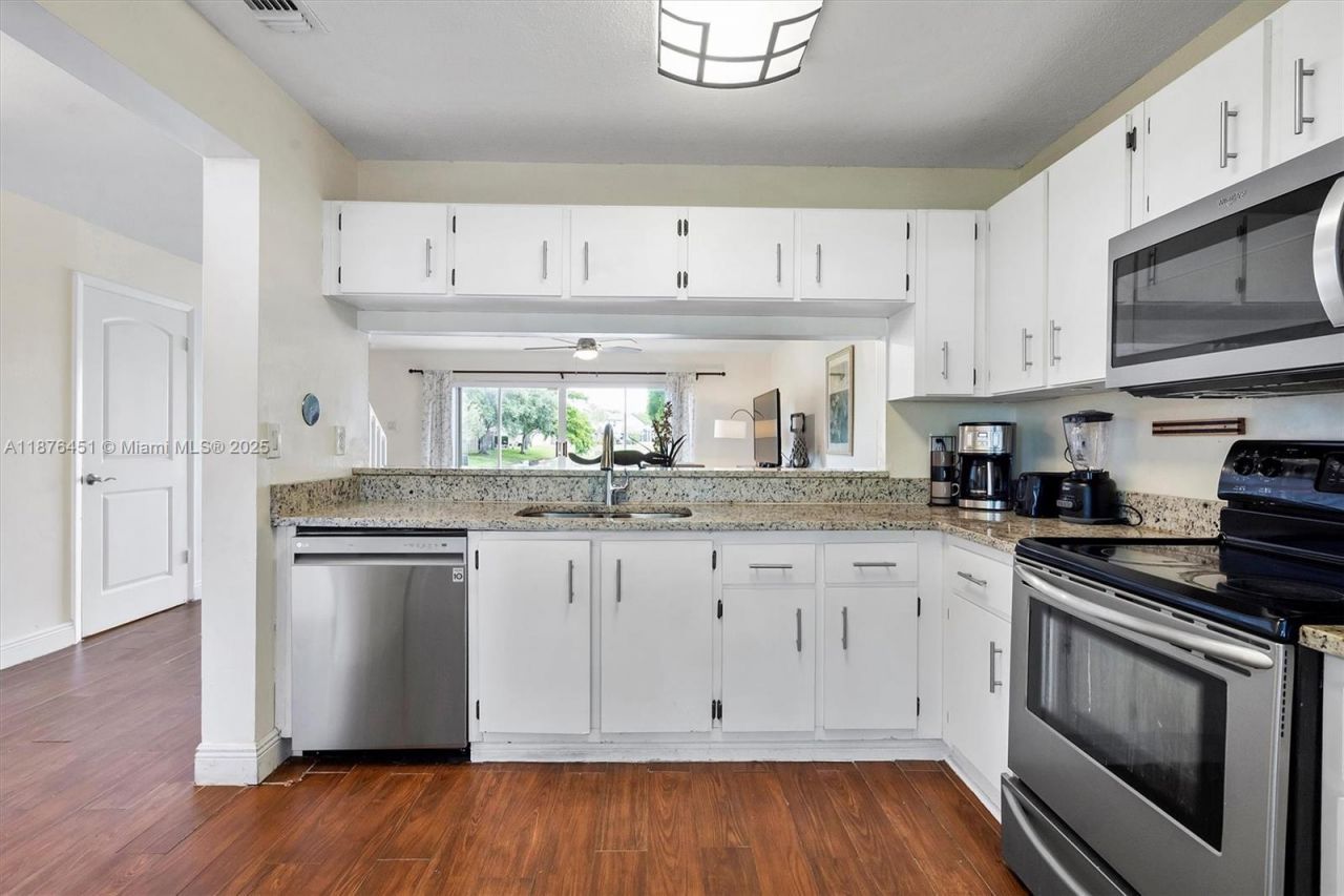 12175 NW 36th Pl, Sunrise, FL 33323 Photo