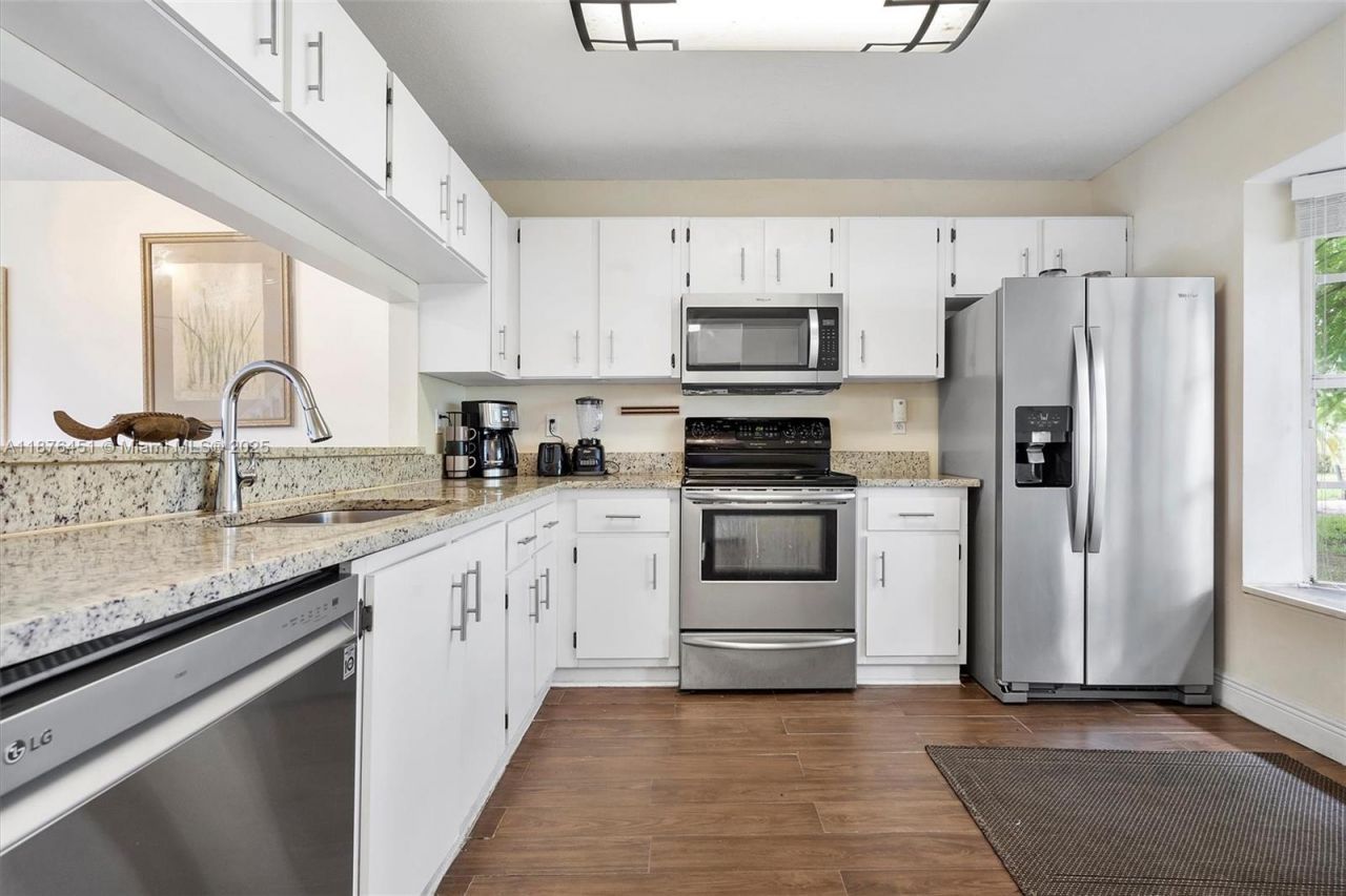 12175 NW 36th Pl, Sunrise, FL 33323 Photo
