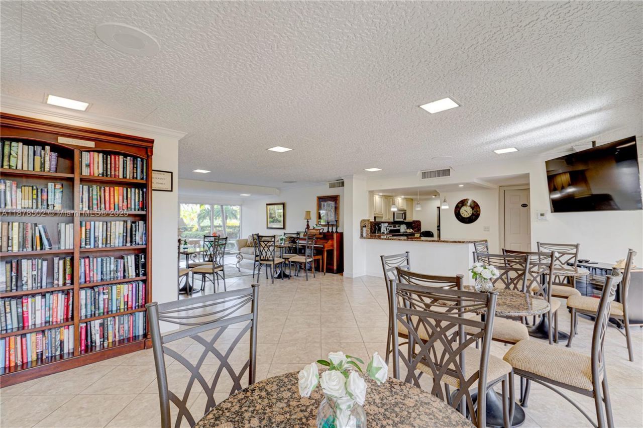 410 N Federal Hwy, Unit 416, Deerfield Beach, FL 33441 Photo