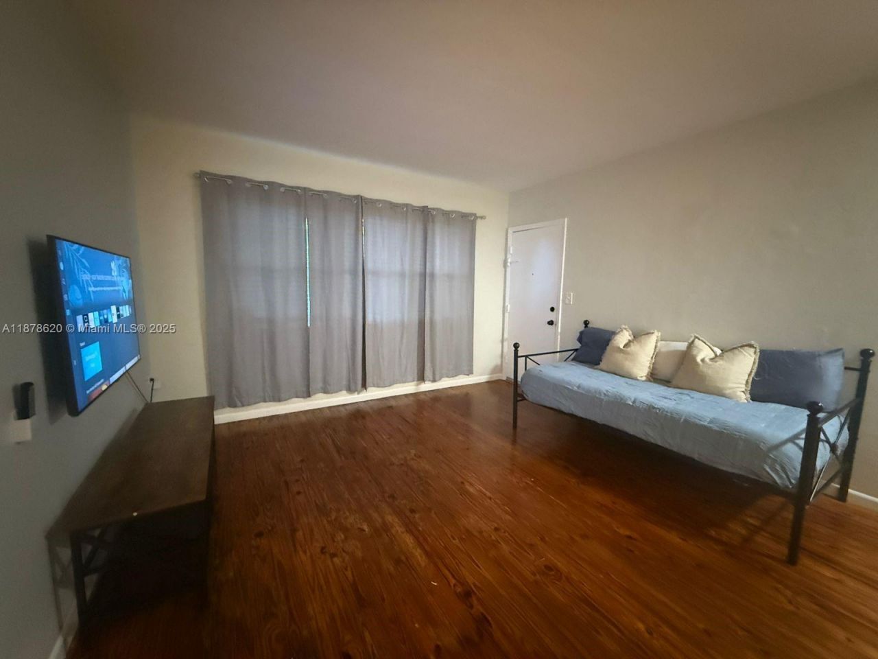 1289 Marseille Dr, Unit 46, Miami Beach, FL 33141 Photo