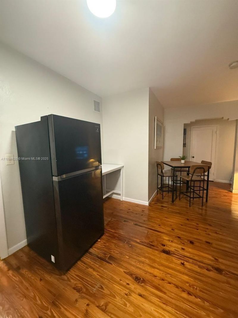 1289 Marseille Dr, Unit 46, Miami Beach, FL 33141 Photo