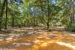 139 Badger Lane photo 4