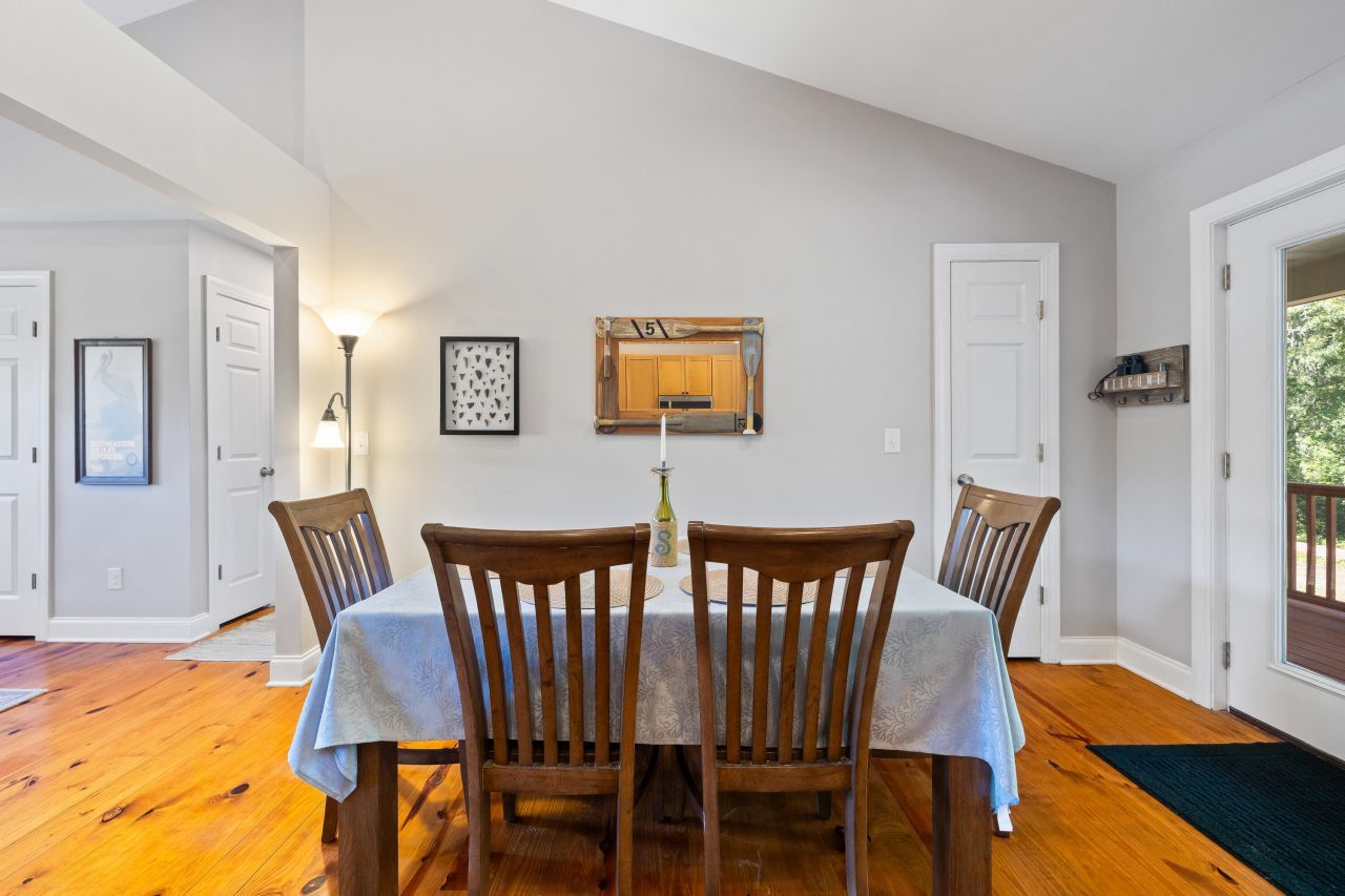 7175 Parkers Ferry Road Photo 12