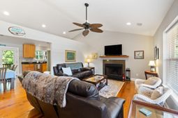 7175 Parkers Ferry Road photo 4