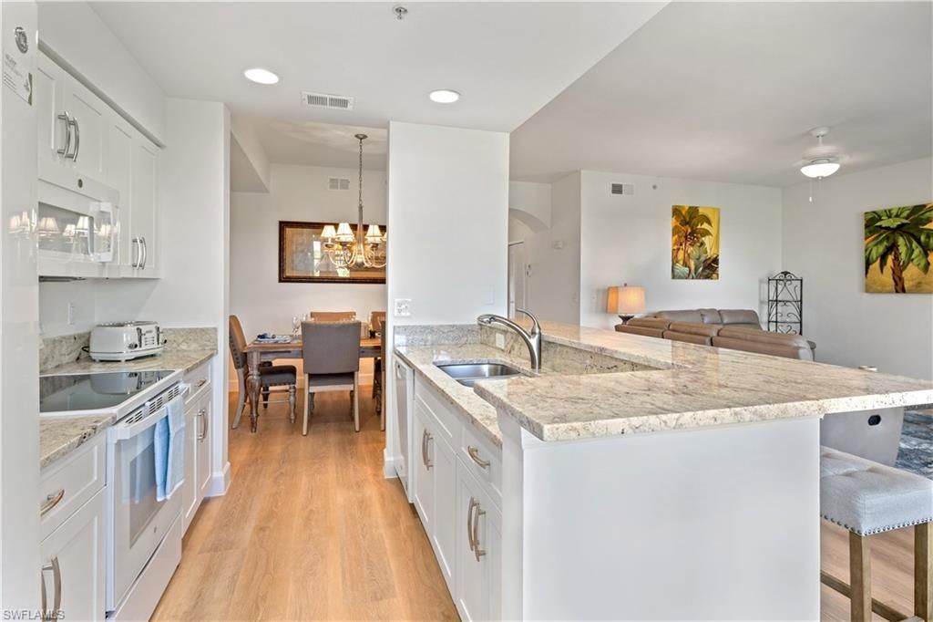 9450 Highland Woods Blvd, Unit 6203, Bonita Springs, FL 34135 Photo