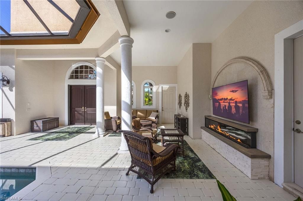 8894 Shenendoah Cir, Naples, FL 34113 Photo