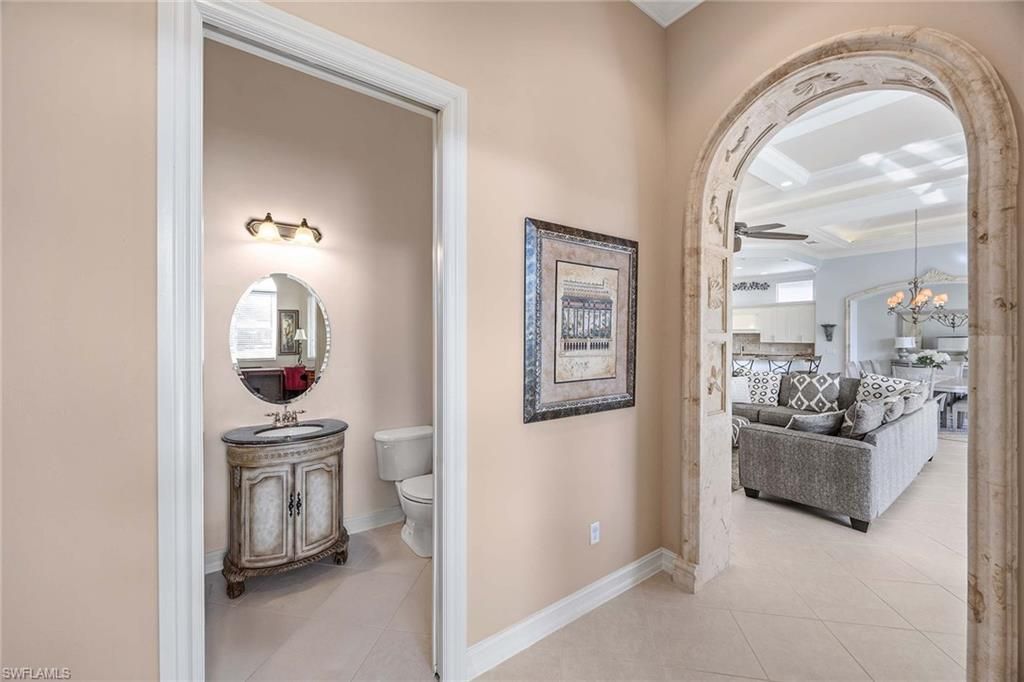 8894 Shenendoah Cir, Naples, FL 34113 Photo