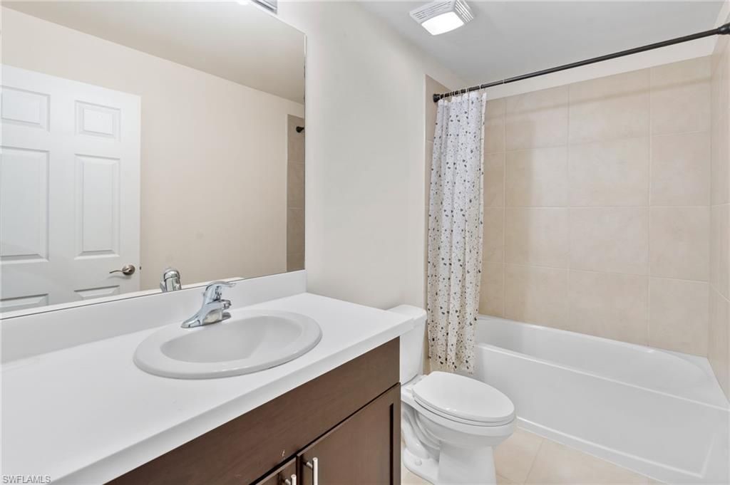 15535 Wildflower Cir, Naples, FL 34119 Photo