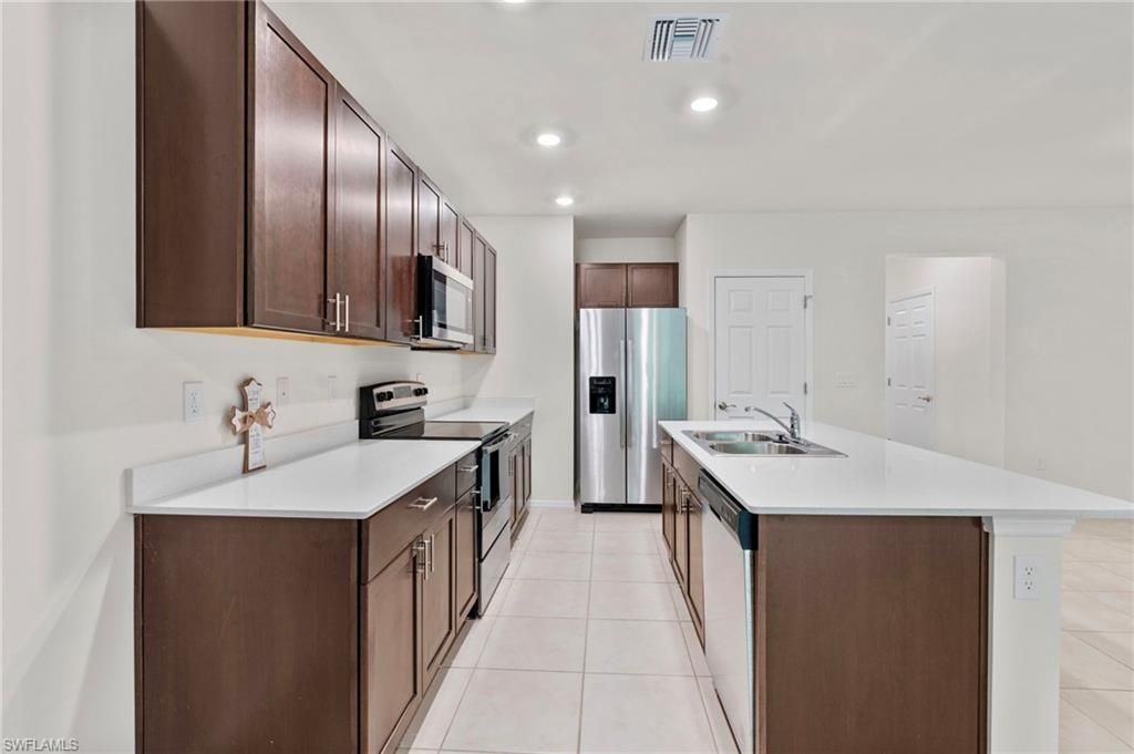 15535 Wildflower Cir, Naples, FL 34119 Photo