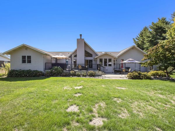 6030 Paw Paw Lake Road, Coloma, MI 49038