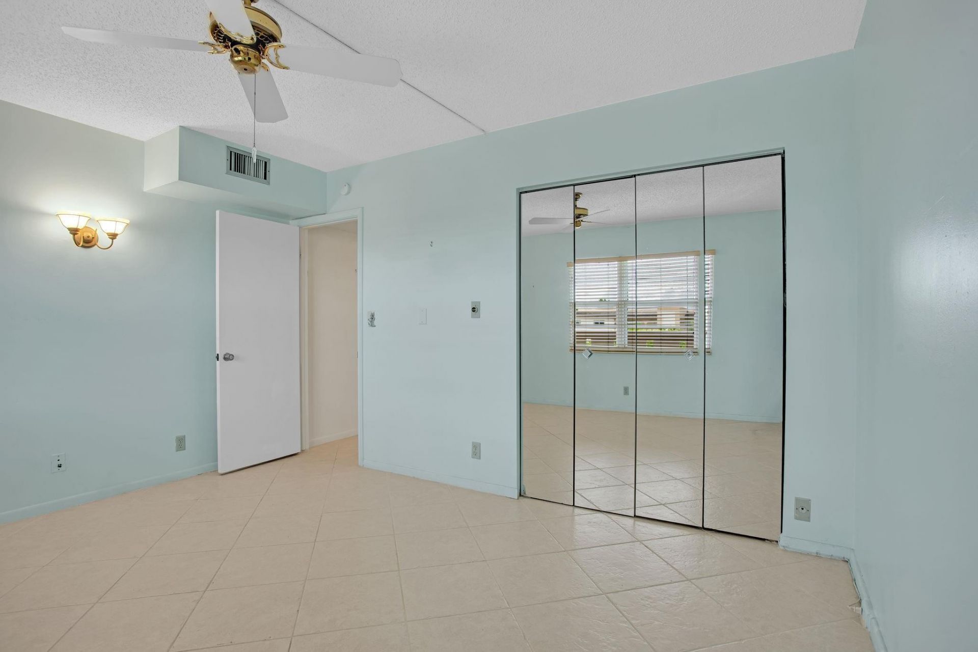 2202 Lucaya, Unit D4, Coconut Creek, FL 33066 Photo