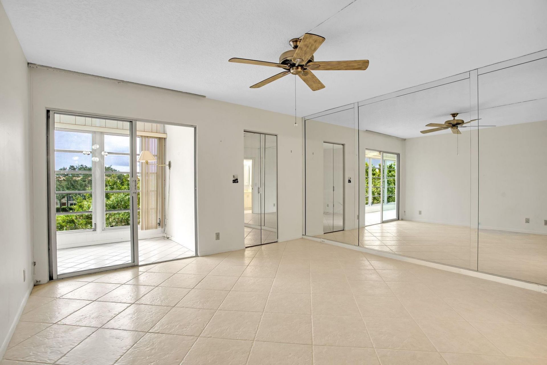 2202 Lucaya, Unit D4, Coconut Creek, FL 33066 Photo