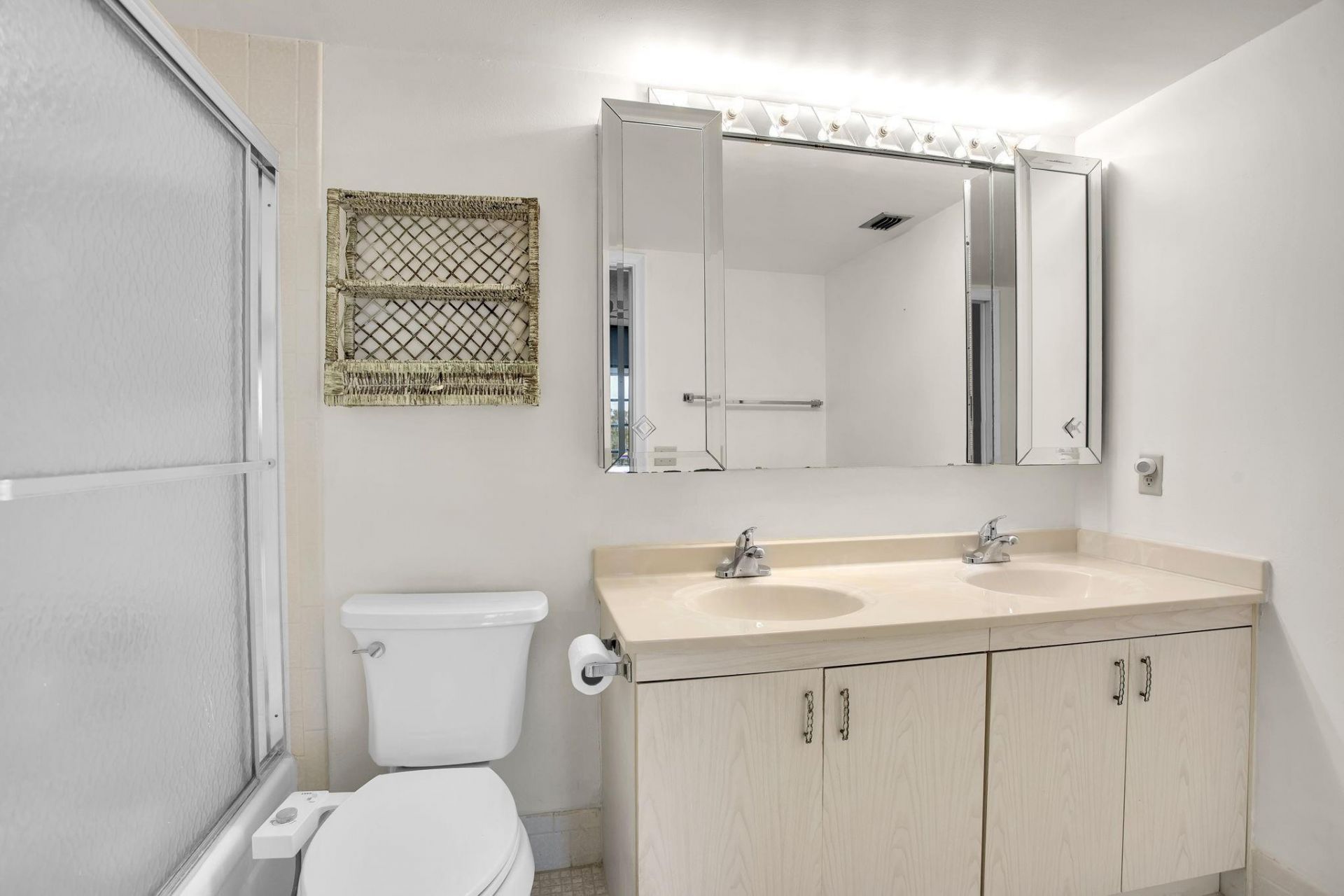 2202 Lucaya, Unit D4, Coconut Creek, FL 33066 Photo