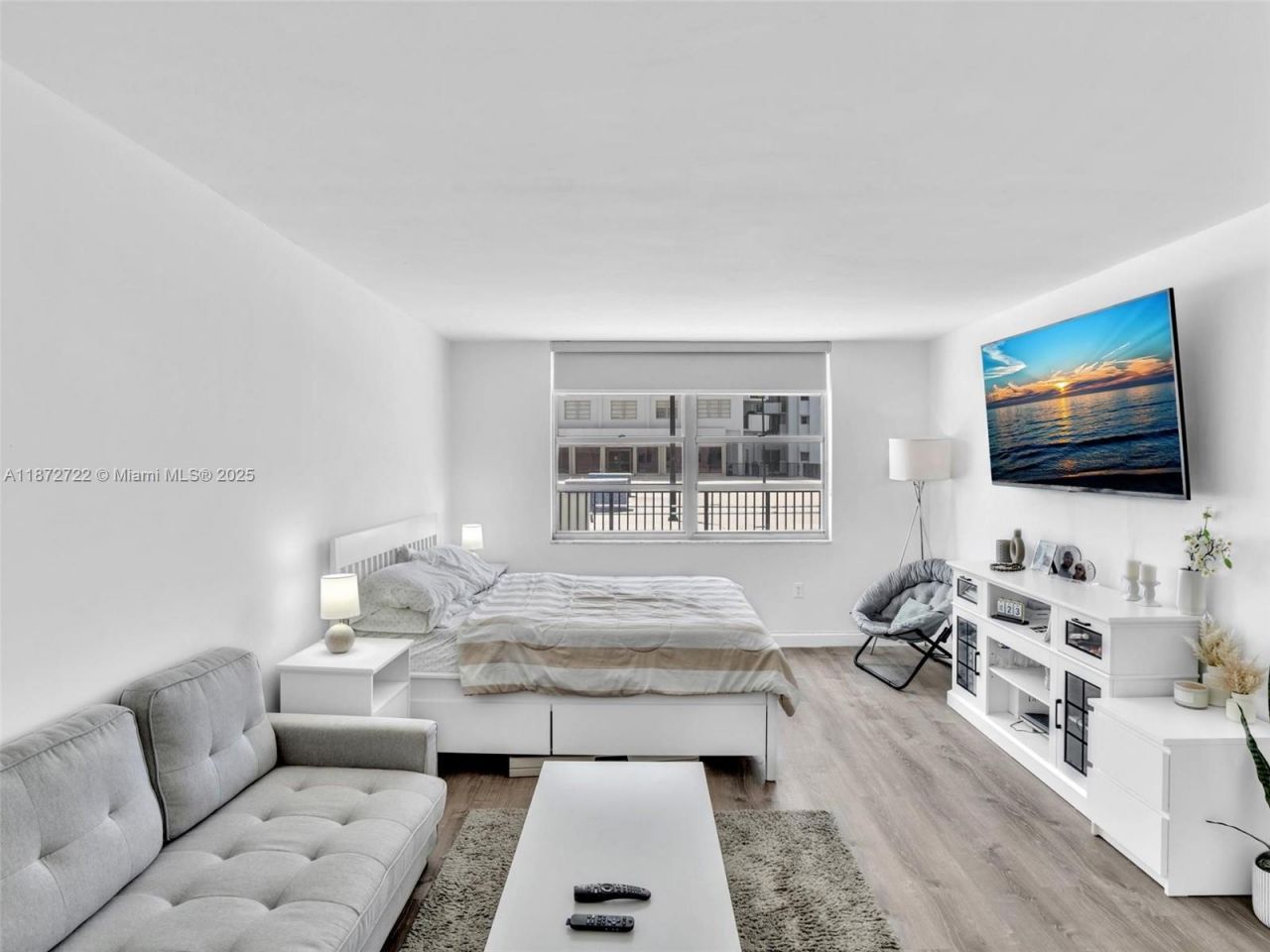 2780 NE 183rd St, Unit 302, Aventura, FL 33160 Photo