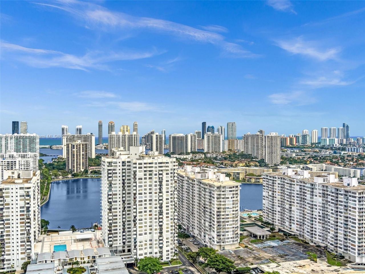 2780 NE 183rd St, Unit 302, Aventura, FL 33160 Photo