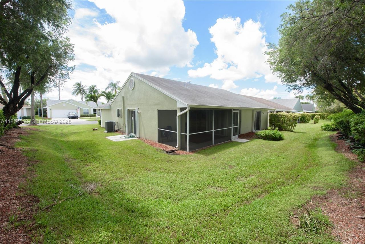 2585 SE 7th Pl, Homestead, FL 33033 Photo