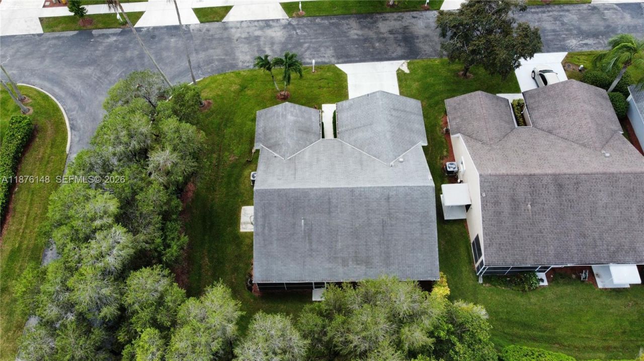 2585 SE 7th Pl, Homestead, FL 33033 Photo