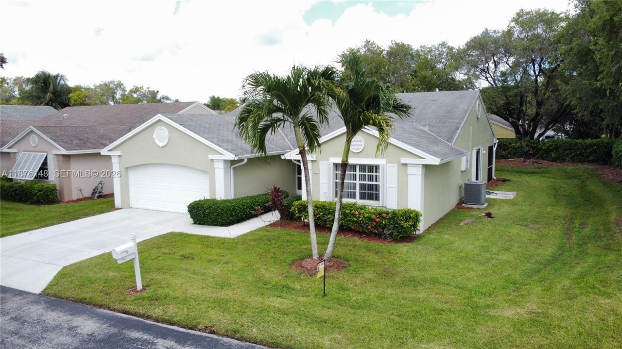 2585 SE 7th Pl, Homestead, FL 33033 Photo