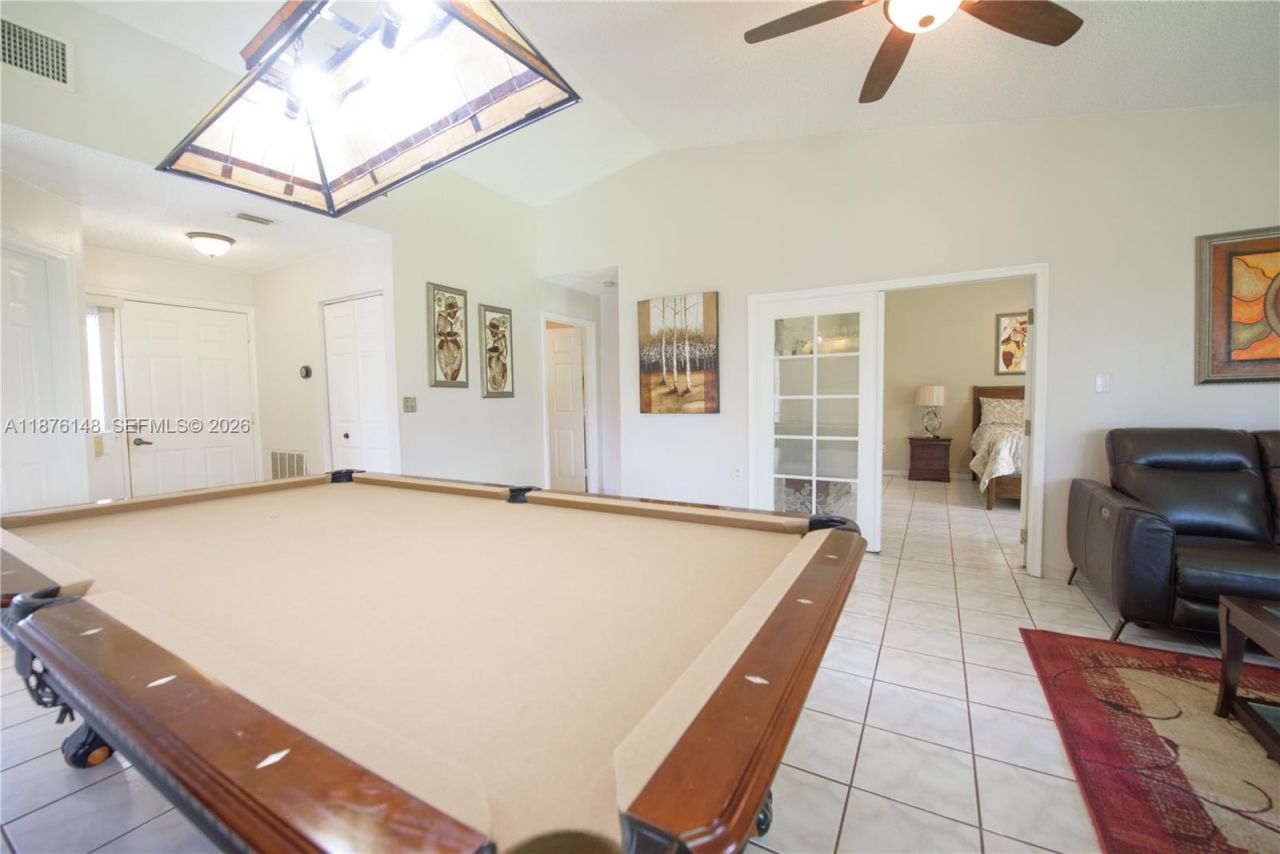 2585 SE 7th Pl, Homestead, FL 33033 Photo