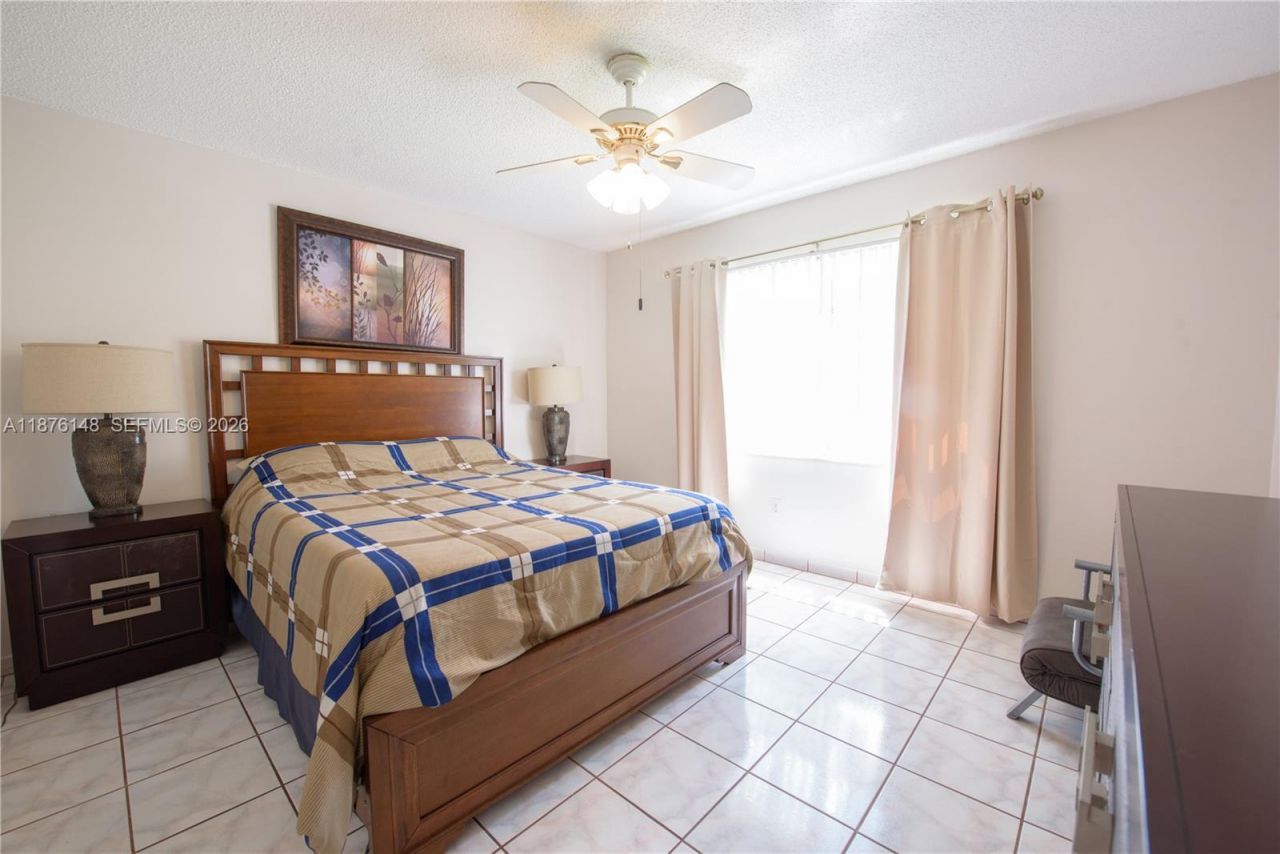 2585 SE 7th Pl, Homestead, FL 33033 Photo