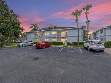 588 FAIRWAYS LANE, Unit E101, OCALA, FL 34472