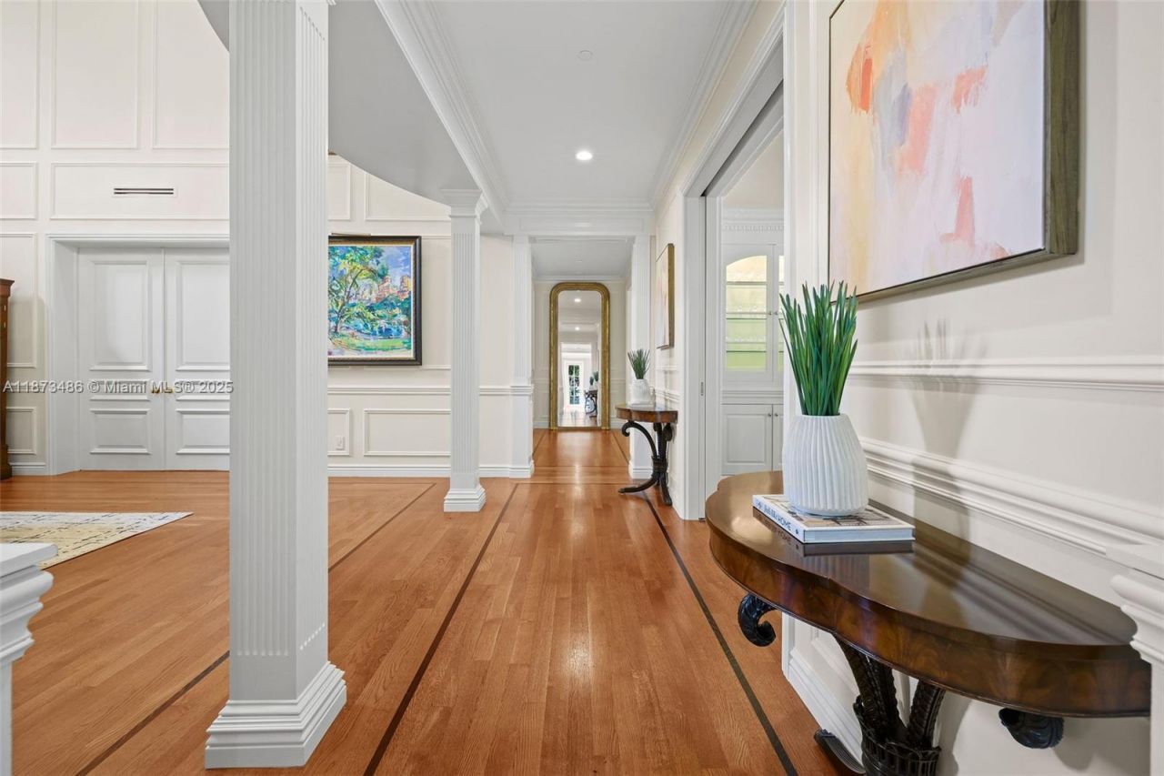 5400 Banyan Trl, Coral Gables, FL 33156 Photo