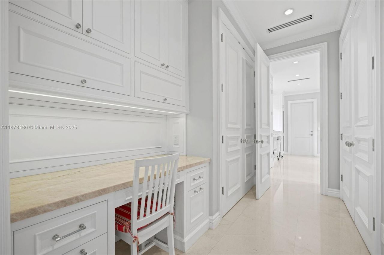 5400 Banyan Trl, Coral Gables, FL 33156 Photo