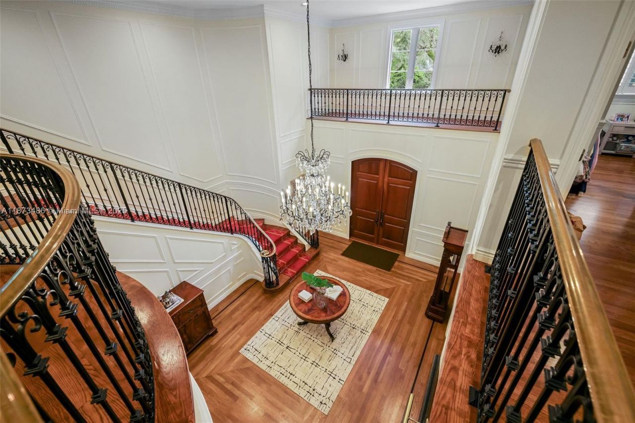 5400 Banyan Trl, Coral Gables, FL 33156 Photo