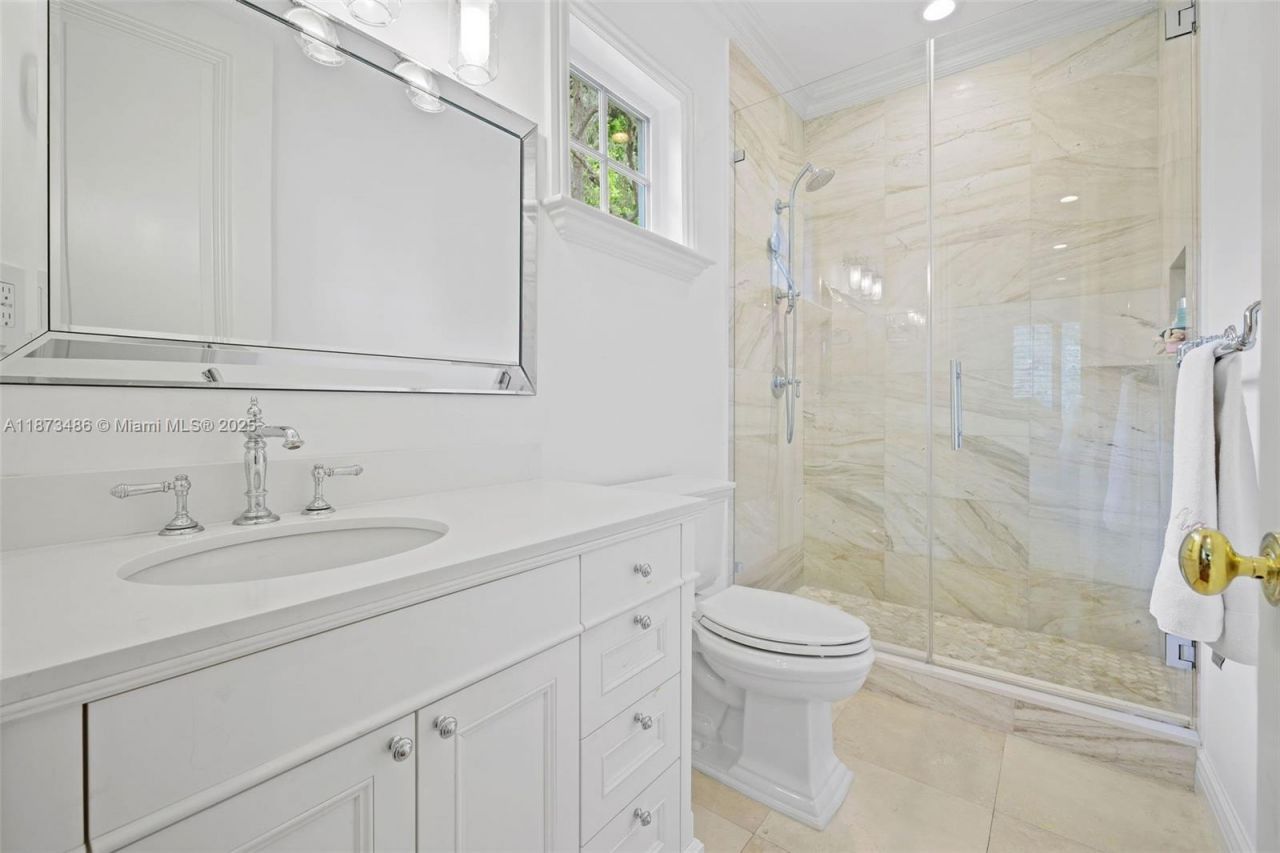 5400 Banyan Trl, Coral Gables, FL 33156 Photo