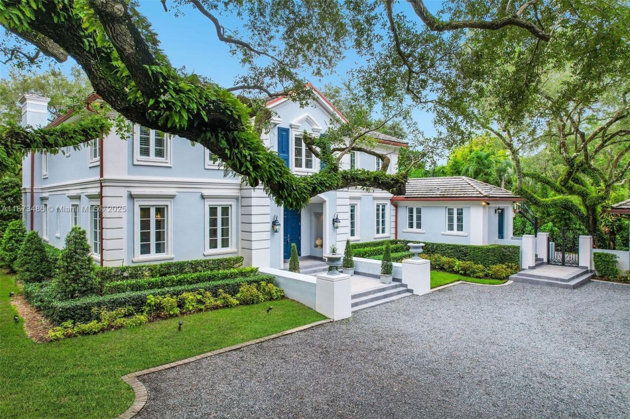 5400 Banyan Trl, Coral Gables, FL 33156 Photo