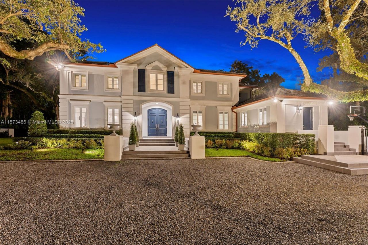 5400 Banyan Trl, Coral Gables, FL 33156 Photo