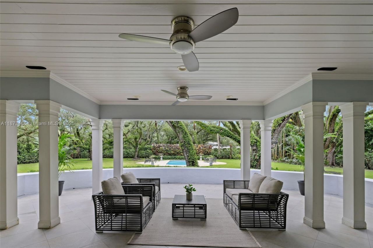 5400 Banyan Trl, Coral Gables, FL 33156 Photo