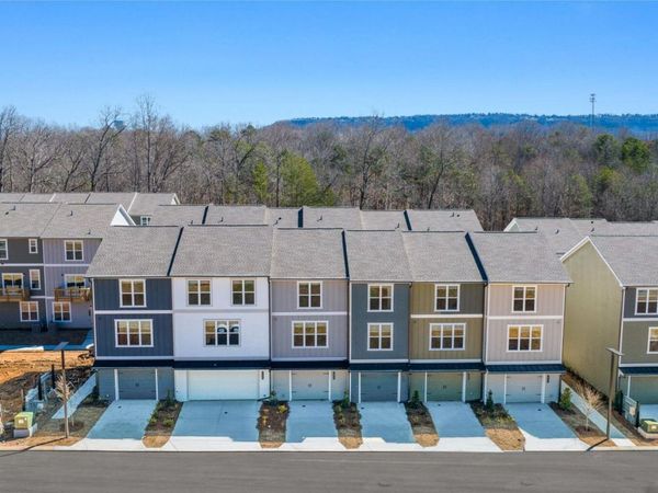 240 Asbury Oak Lane, Chattanooga, TN 37419