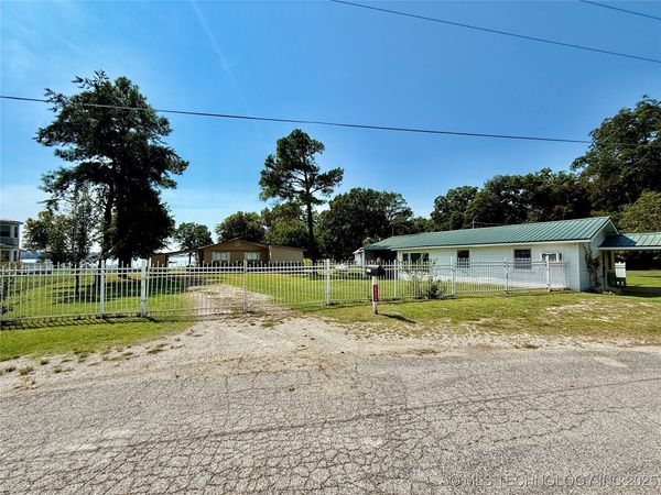 25604 S 608, Grove, OK 74344
