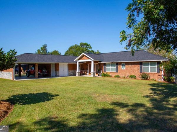 2612 Buck Head Road, Baxley, GA 31513