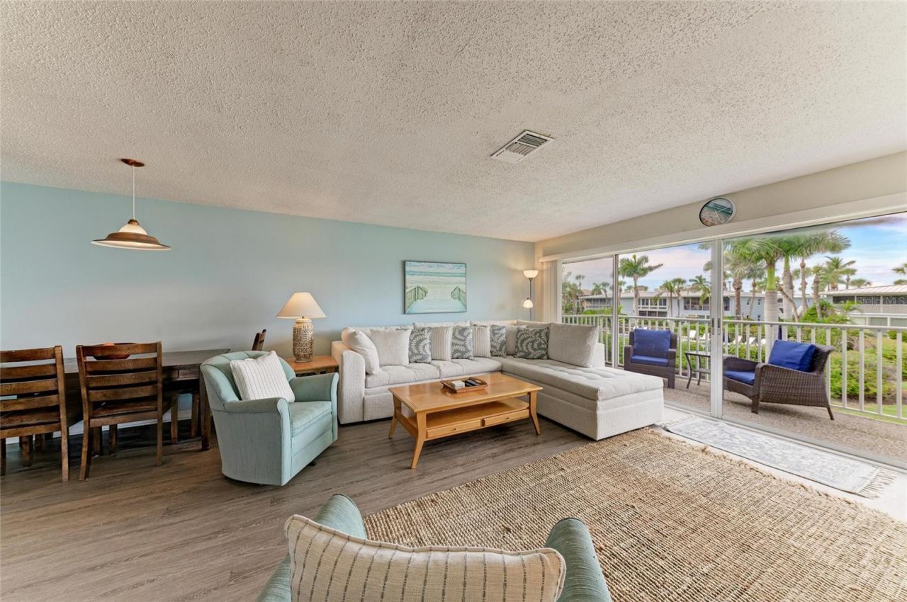 600 Manatee Avenue, Unit 226, Holmes Beach, FL 34217 Photo