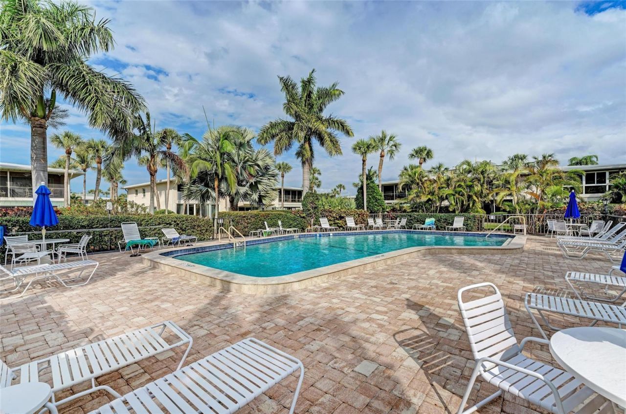 600 Manatee Avenue, Unit 226, Holmes Beach, FL 34217 Photo