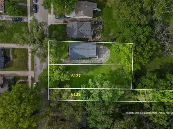 6127 Tracy Avenue, Kansas City, MO 64110